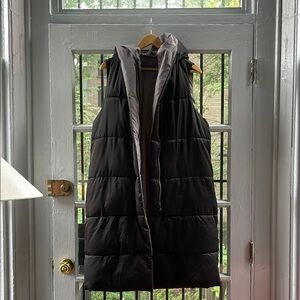 Never Worn Black Hooded Puffer Vest
